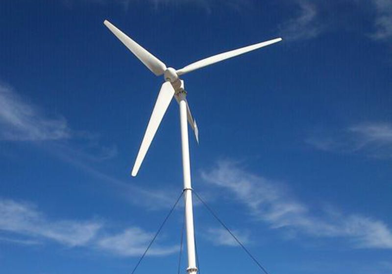 小型风力发电机是如何利用自然资源的？