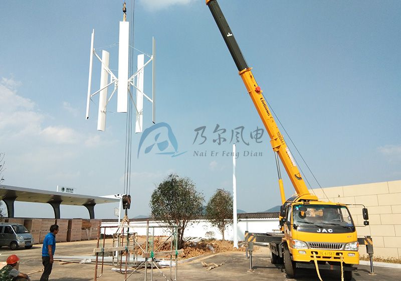 风力发电机在农村电网建设中的应用与影响